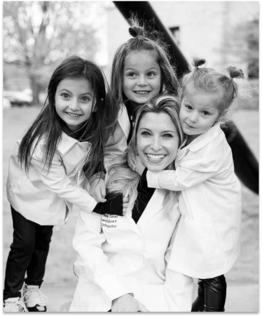 Dr. Jessica Cohen with her three daughters