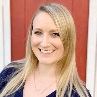 Highland Park orthodontic office manager Kelsey Hilton