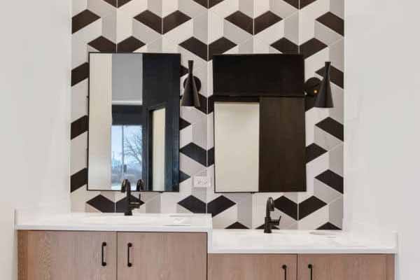Two tooth brushing sinks